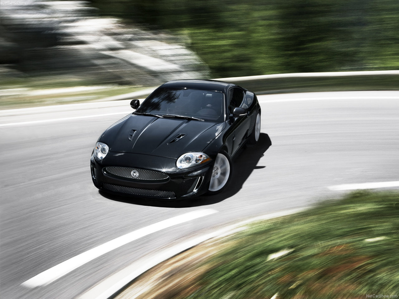 Illustration for article titled 2010 Jaguar XKR: 510 HP Pussycat Kills Even Faster